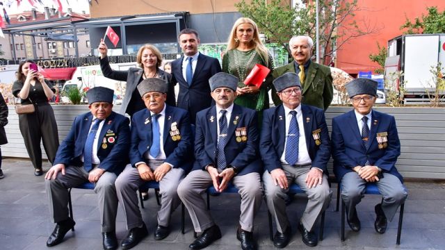 ATAMIZIN KIYAFETLERİ